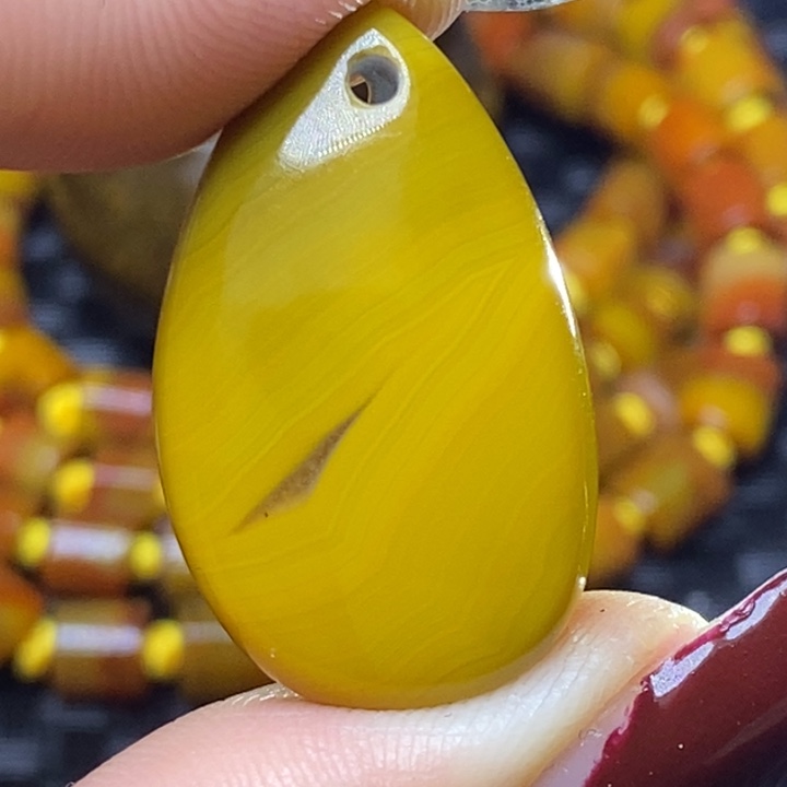 玛瑙/玉髓颈饰未镶嵌