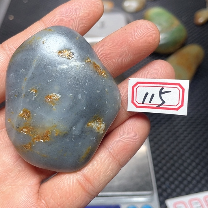 未镶嵌和田玉挂件115
