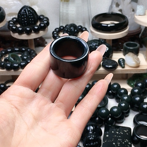 【闪购商品】未镶嵌手链和田玉（糖玉）