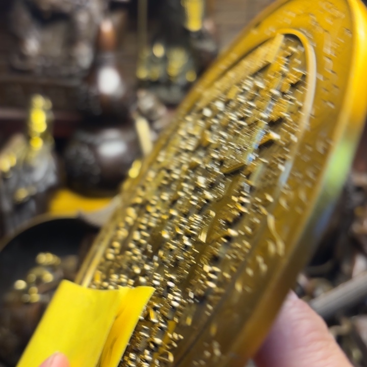 铜器摆件    点击下单