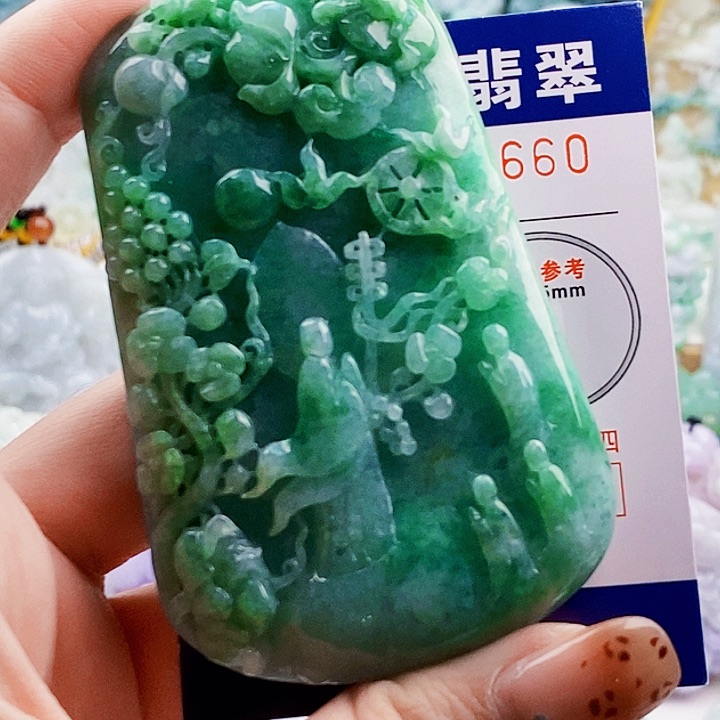 吊坠(不含链)未镶嵌翡翠