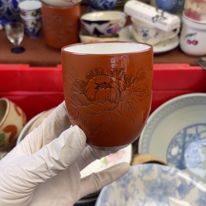 他家瓷器真美…开播了