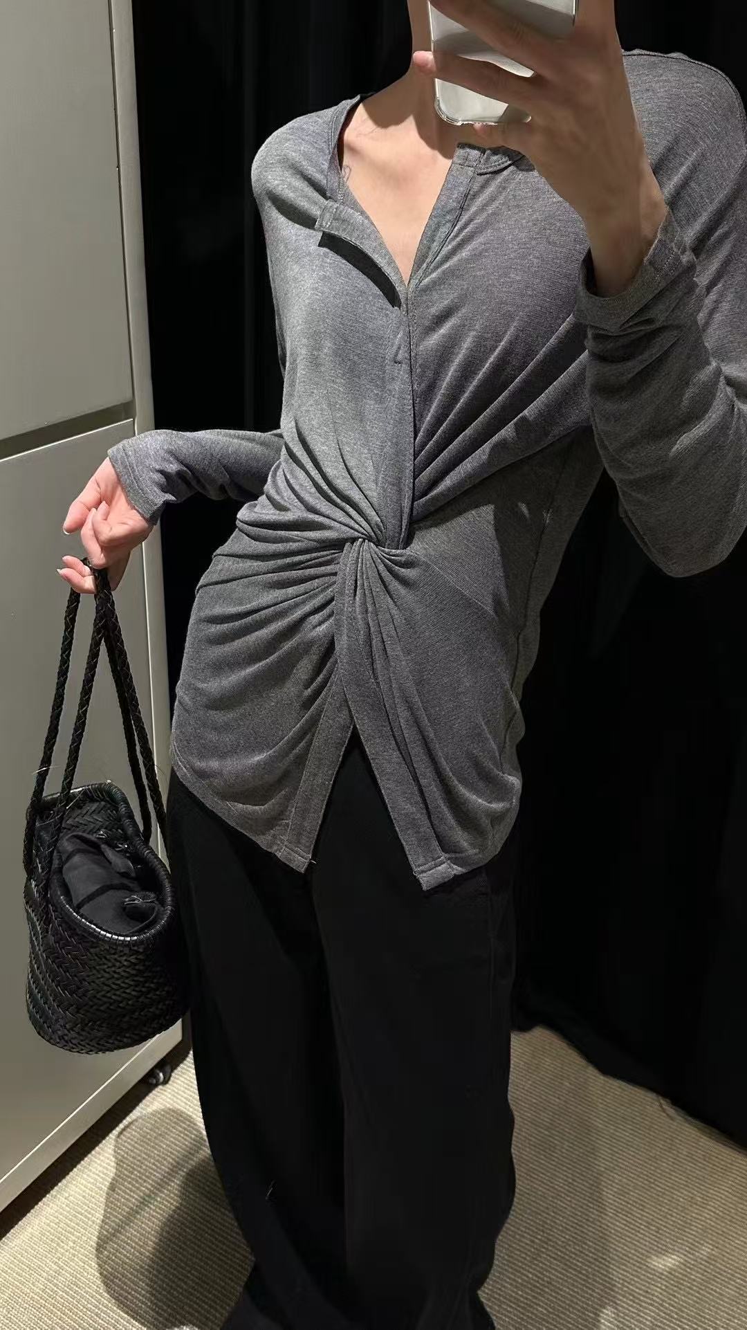 2025时尚简约扭打结开叉上衣设计师款