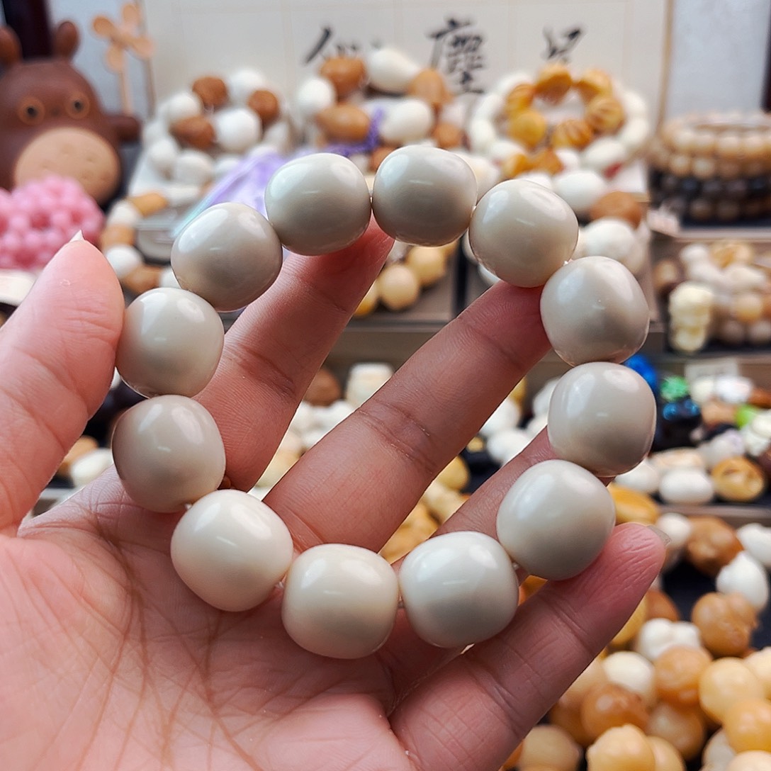 菩提根/象牙果手串枣珠微瑕七折