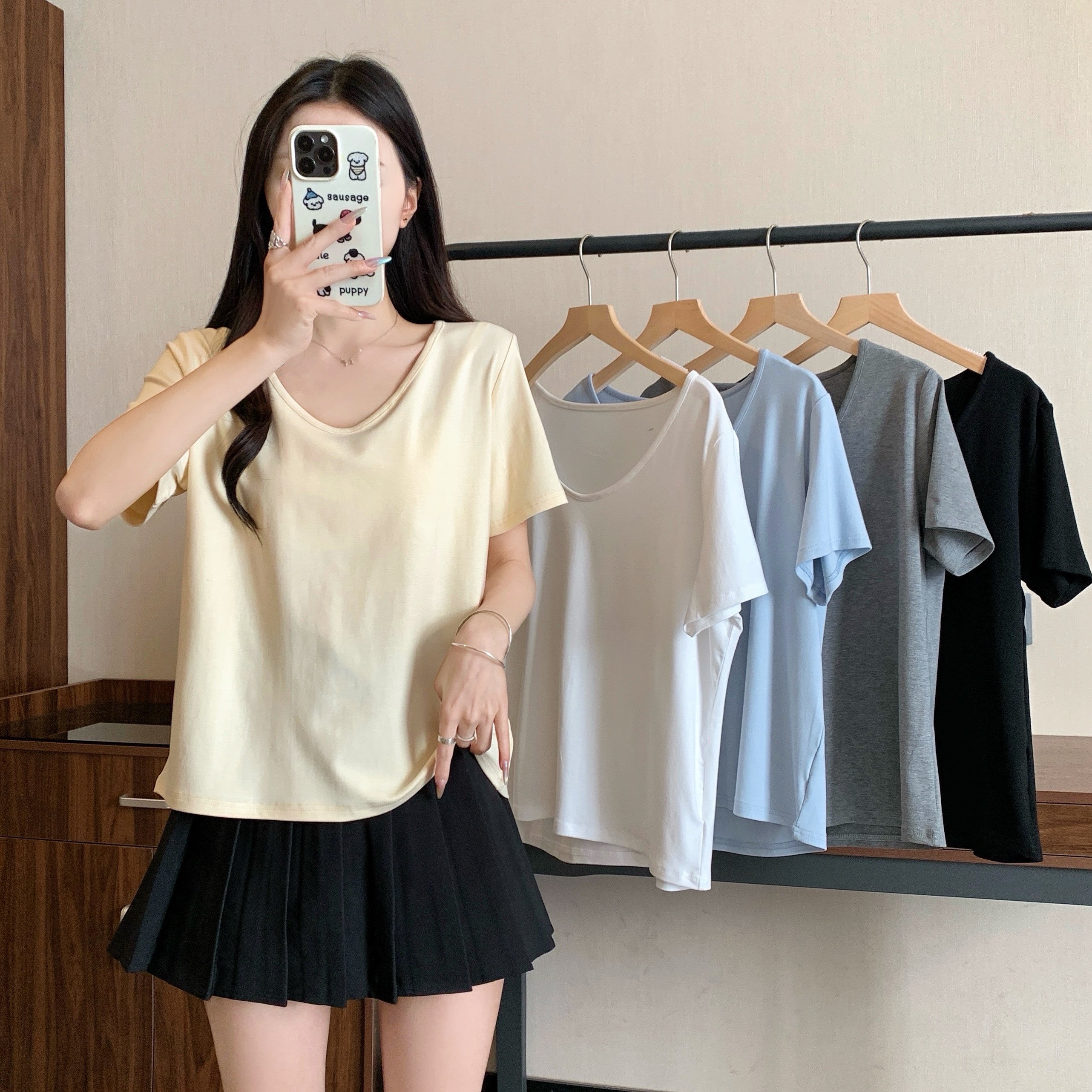 2025夏季大码休闲风简约时尚短袖T恤女胖mm显瘦正肩日常穿搭上衣