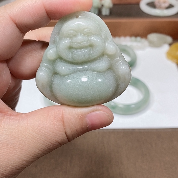 石英质玉颈饰未镶嵌