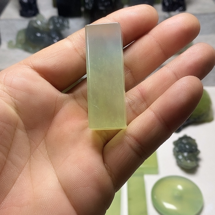 岫玉挂件未镶嵌岫玉