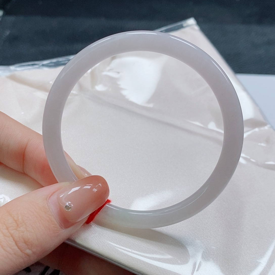 【闪购商品】未镶嵌手镯（圆镯）翡翠500号