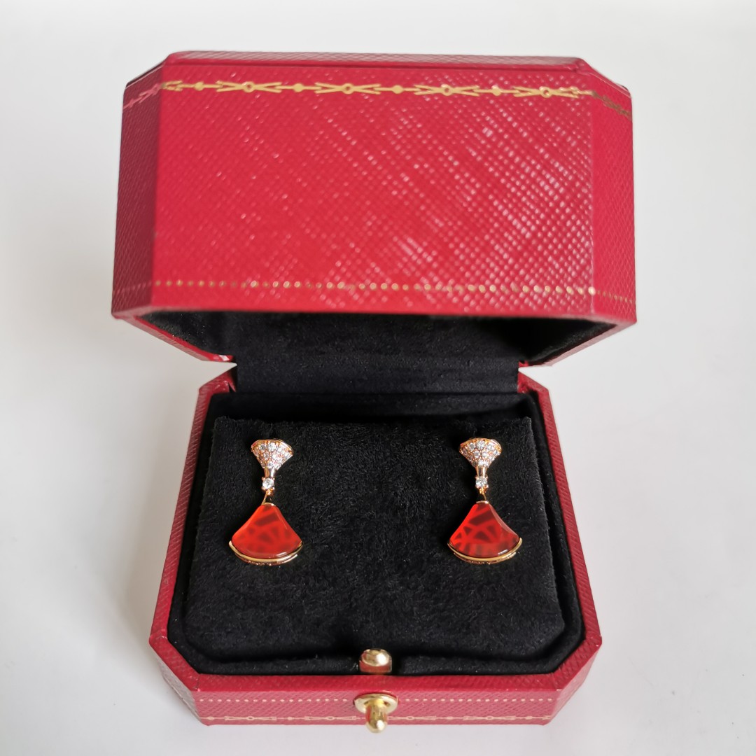 4596耳环--收藏级轻奢时尚设计首饰送礼盒