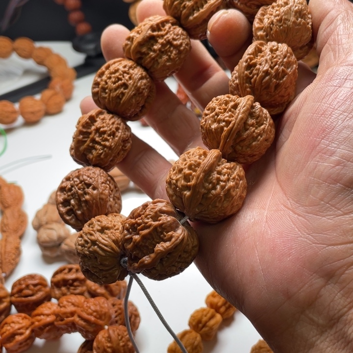 文玩核桃手串麻核桃串白狮子12颗