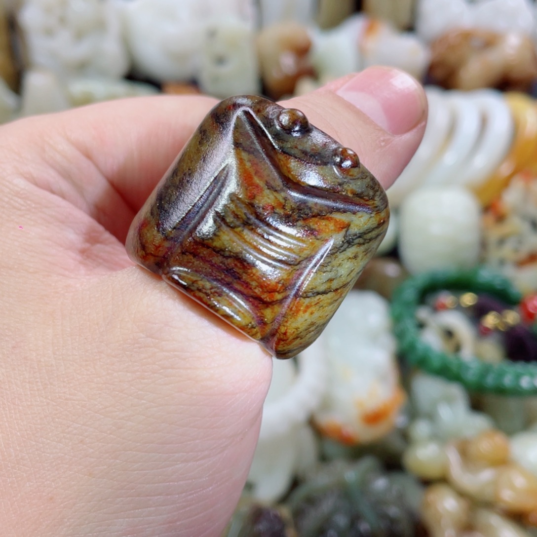 未镶嵌和田玉把件