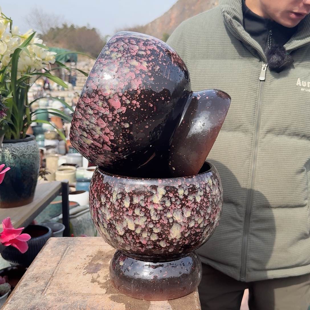 紫砂花盆口18.5高19（两个紫球