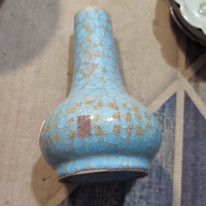 摆件瓷器放大漏给您发货了吗