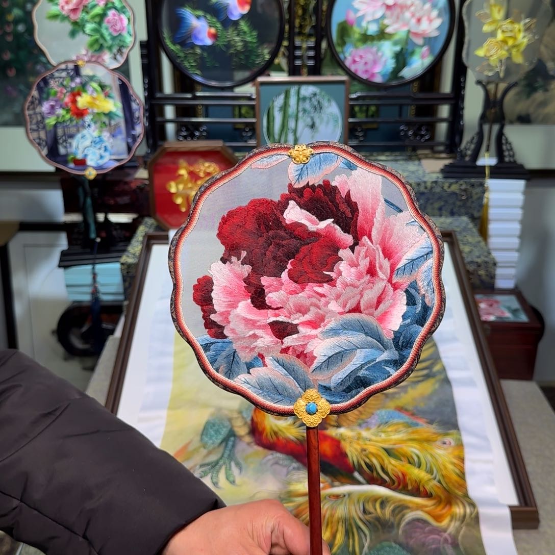 刺绣刺绣工艺精湛