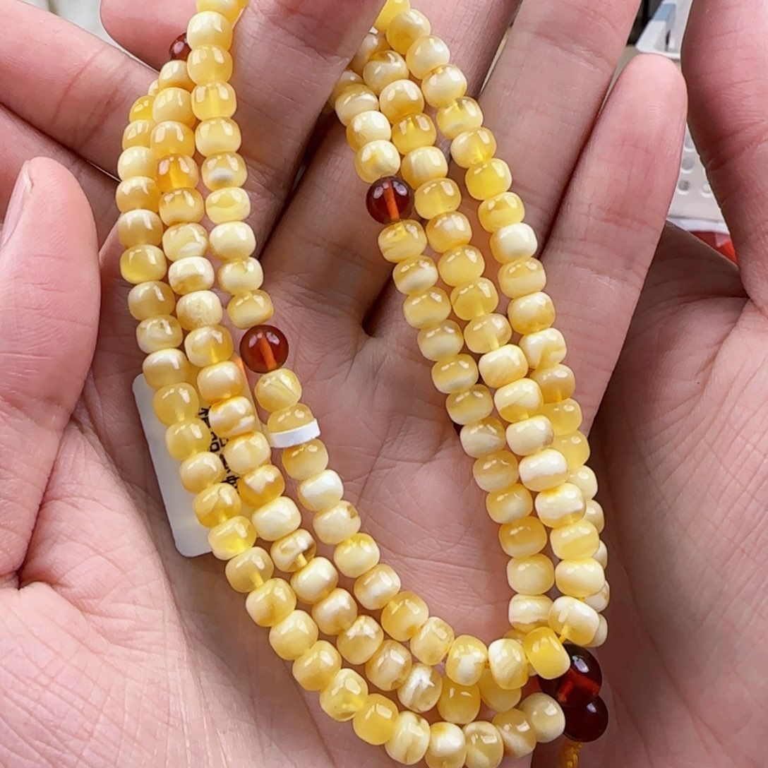 琥珀裸石未镶嵌蜜蜡