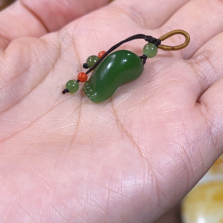 项链未镶嵌和田玉