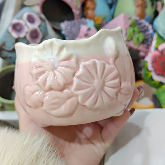 当场凑满15发货，不凑不发，花盆盆口不方不圆有针孔黑点矿点是正常