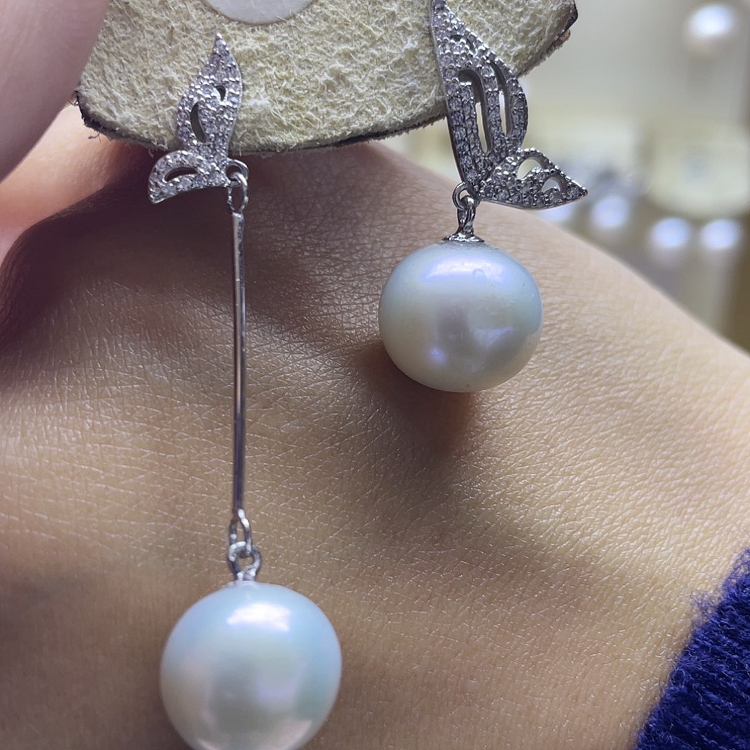 银S925镶嵌淡水珍珠耳饰