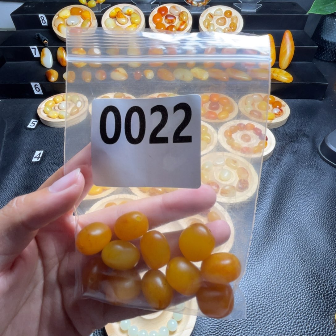 和田玉未镶嵌吊坠(不含链)忘**士