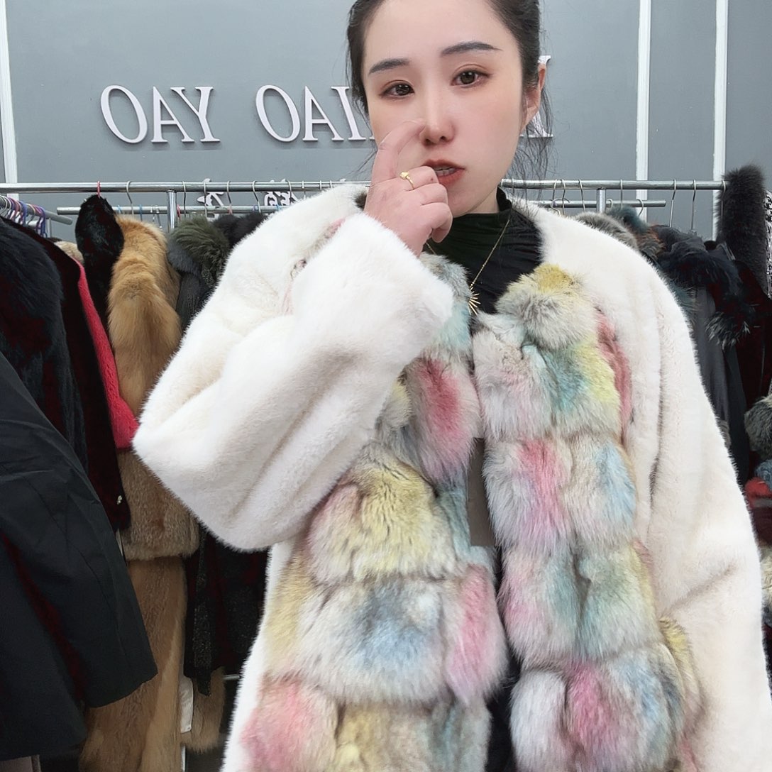 姚小妖家高端皮草