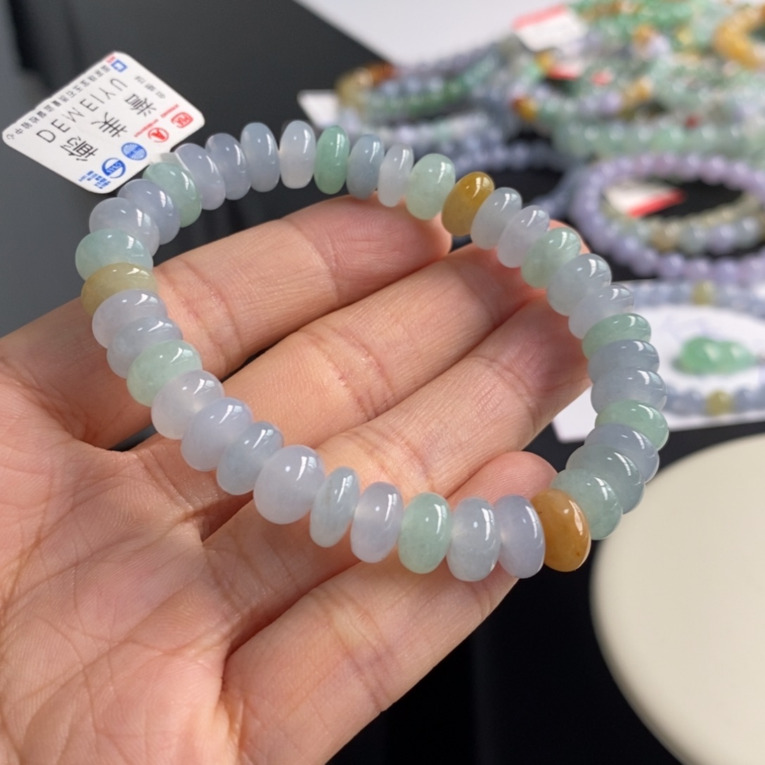 翡翠未镶嵌手链卡8.5