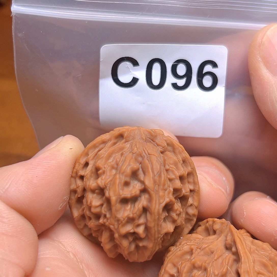 文玩核桃吊坠38苹果园