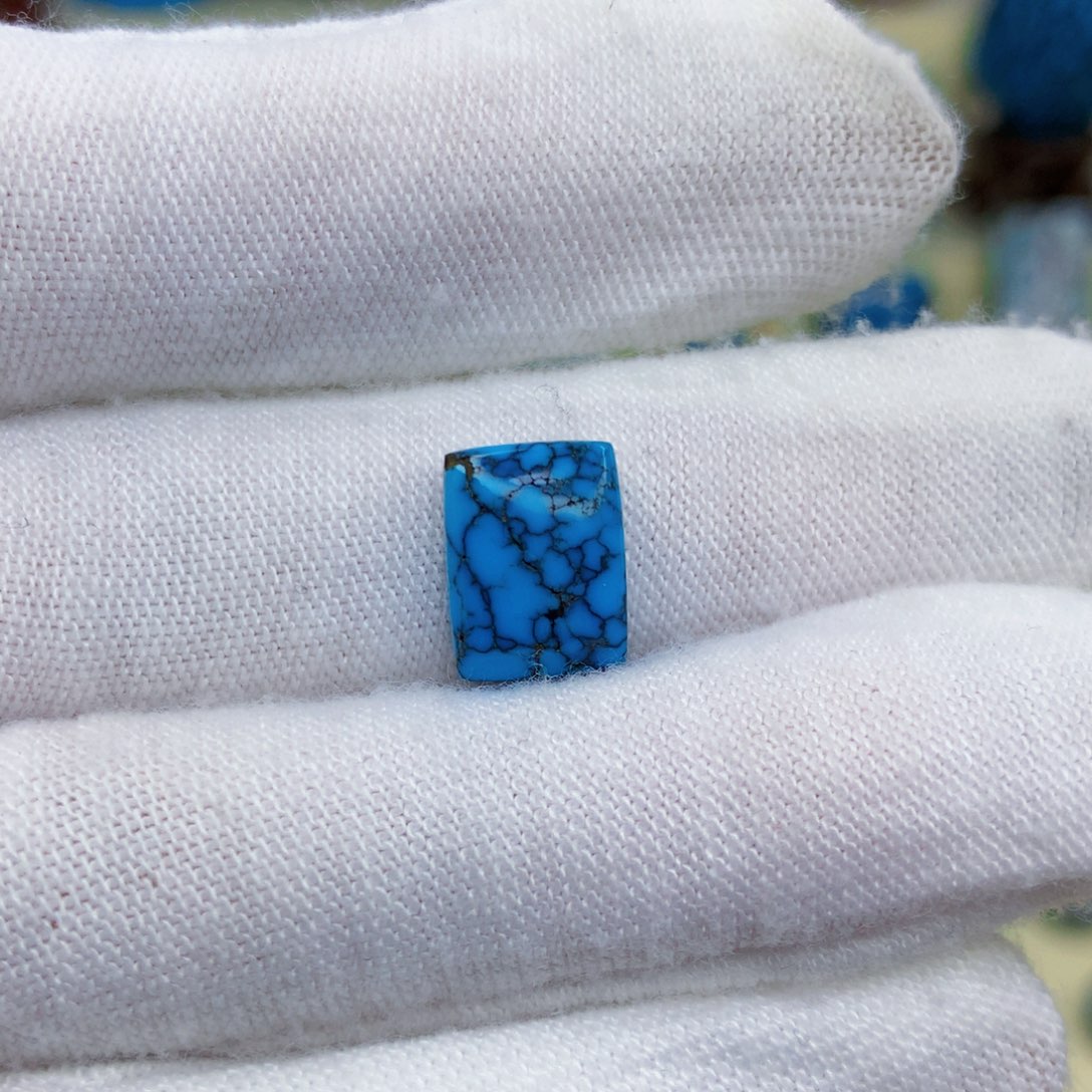 绿松石绿松石未镶嵌