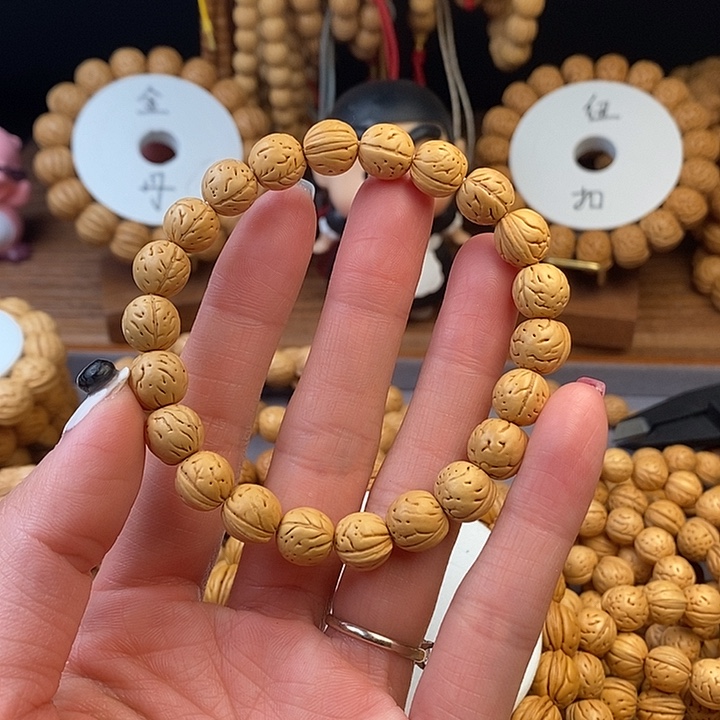 桃核手串野10.5  （尺寸误差0.5之间）