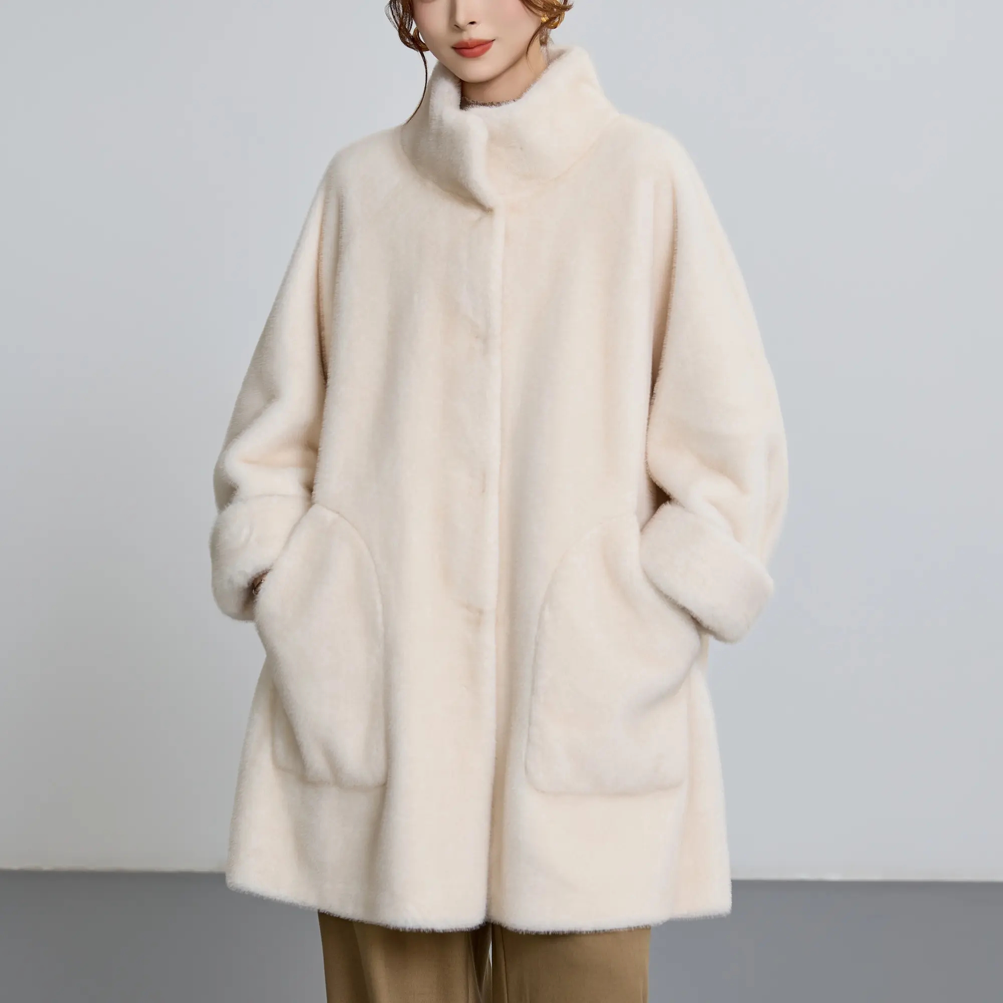 人造皮草 宽松北极貂绒环保皮草中长款保暖白色晚宴场合女装