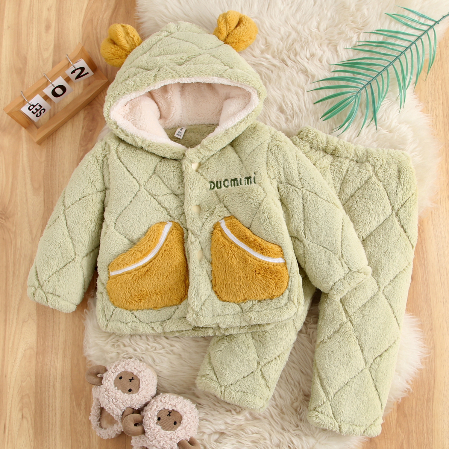 冬季三层加厚儿童睡衣男童保暖宝宝套装夹绵家居服女孩大童女童