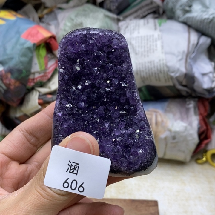 紫晶大型摆件（非配饰）未镶嵌