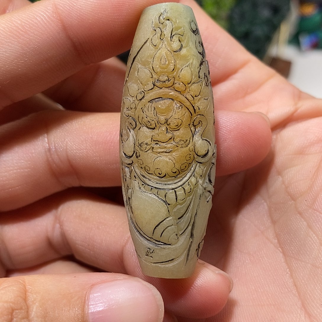 定制翡翠未镶嵌天然k