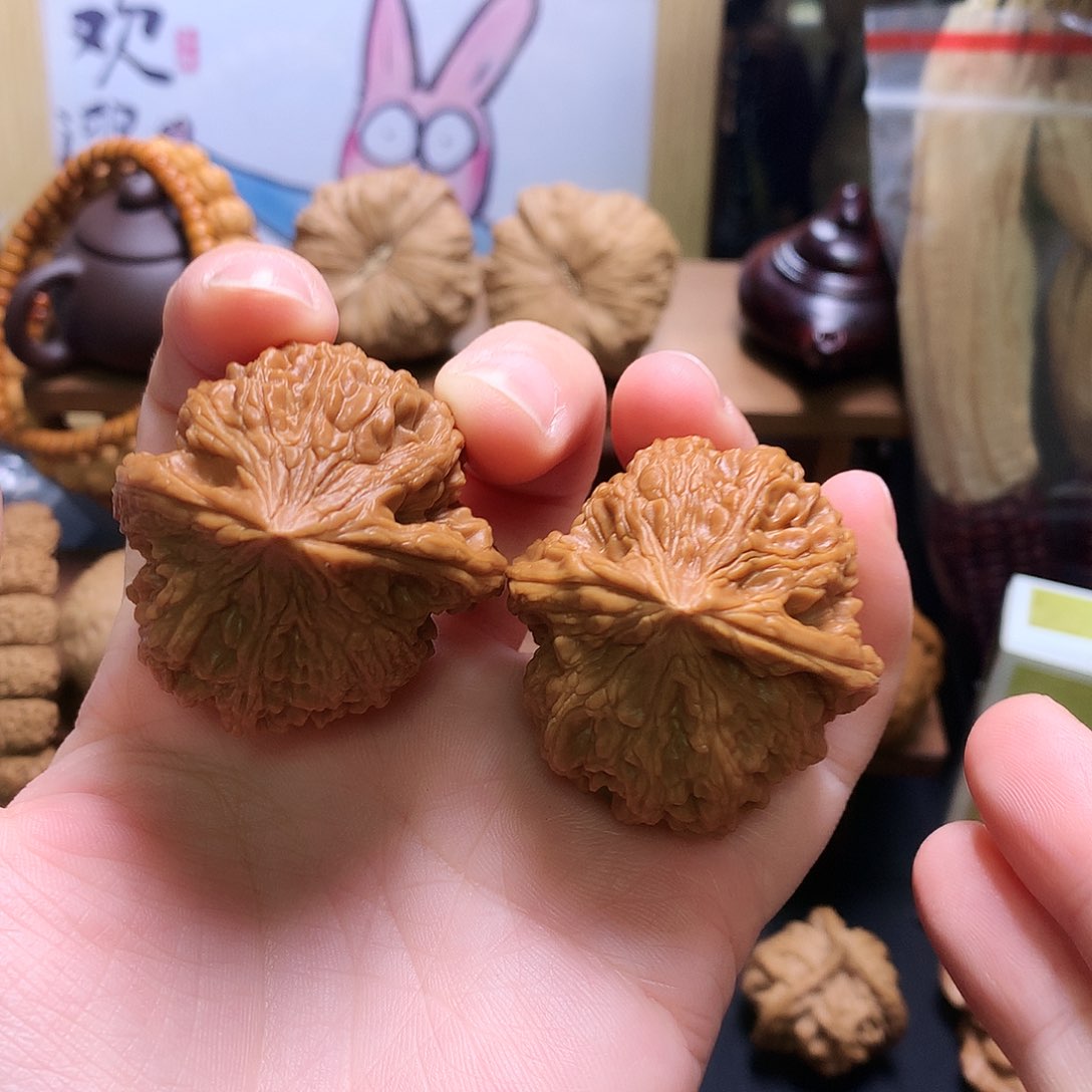 文玩核桃吊坠大沽石40