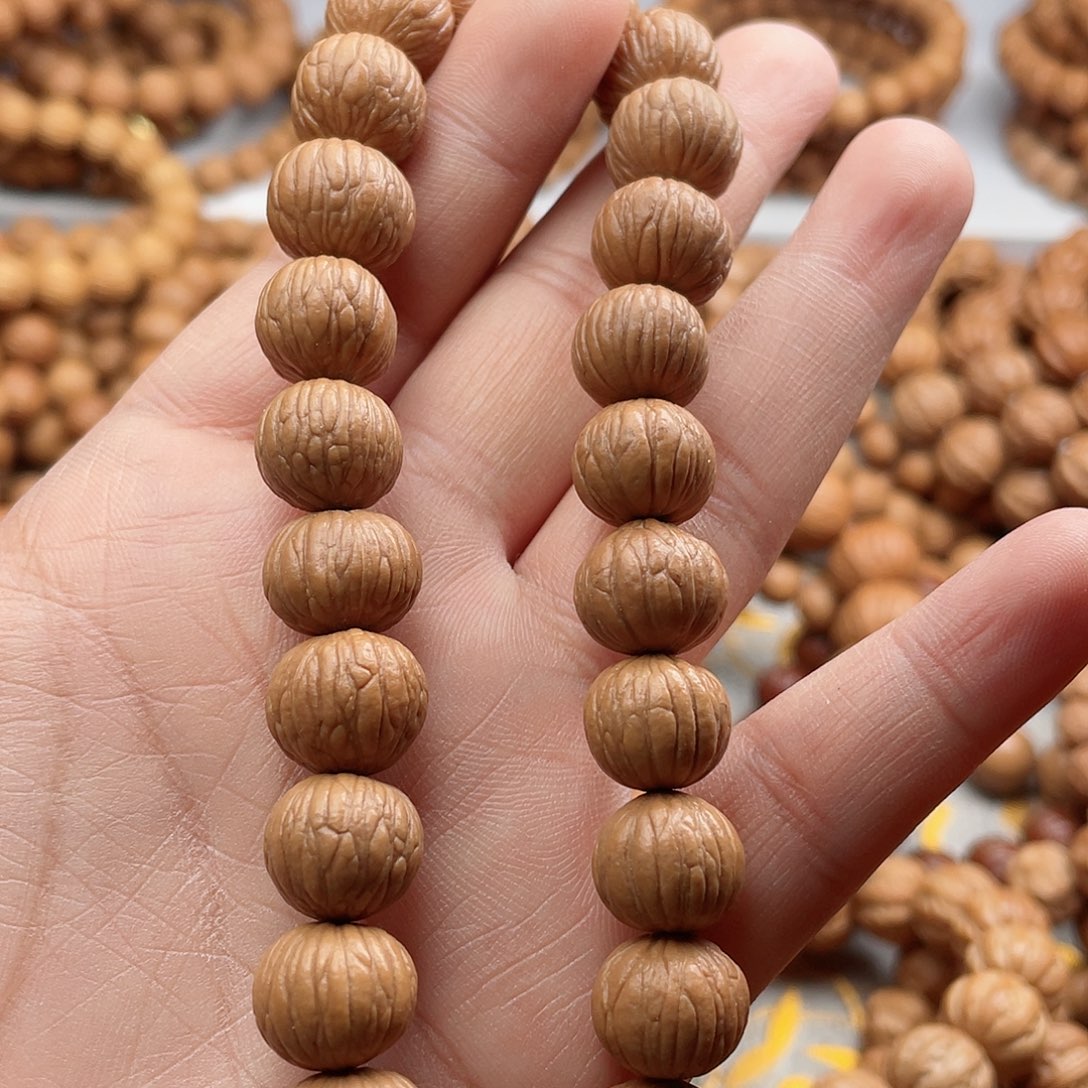 猴头核桃吊坠13+土豪手持