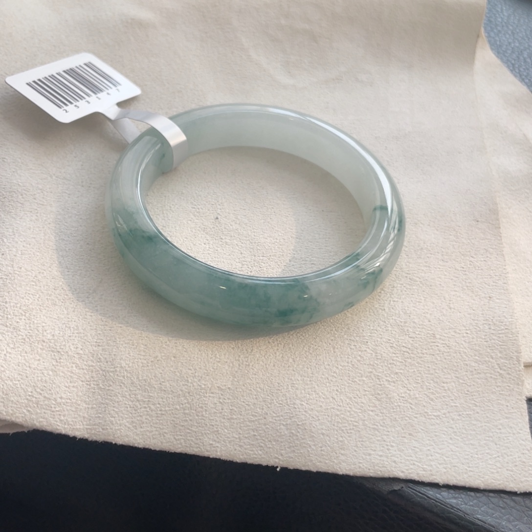 翡翠未镶嵌手镯纹52正圈