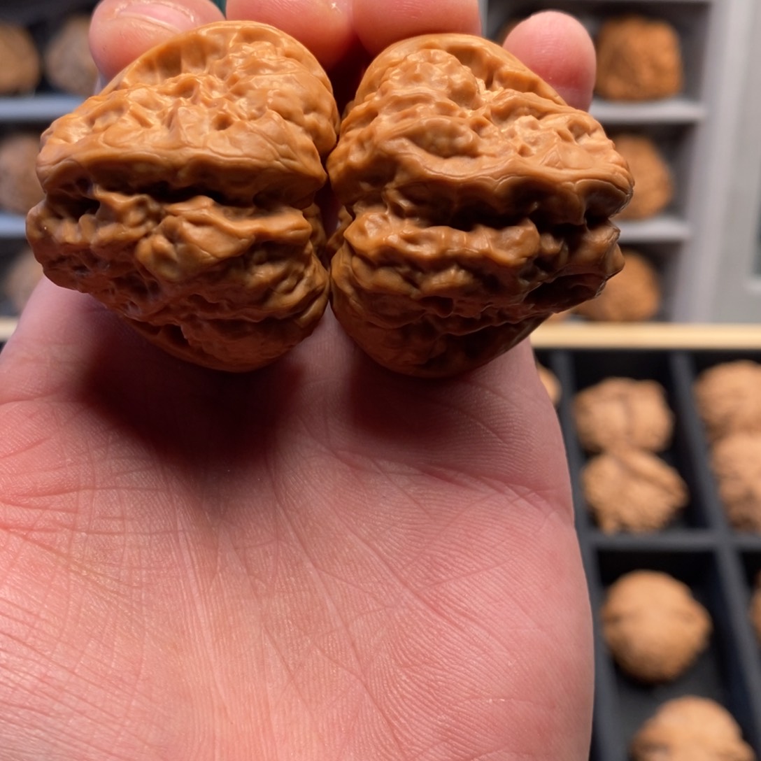 文玩核桃吊坠已开单卡介绍为准