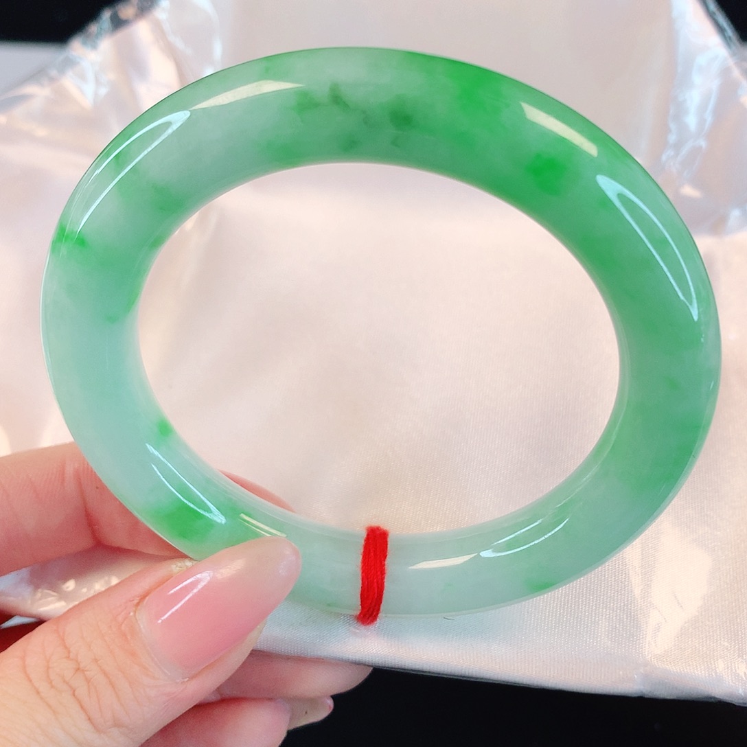 翡翠手镯未镶嵌4818翡翠