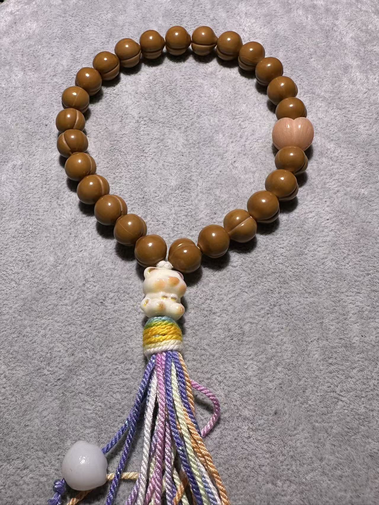 猴头核桃小屁桃配饰款手持