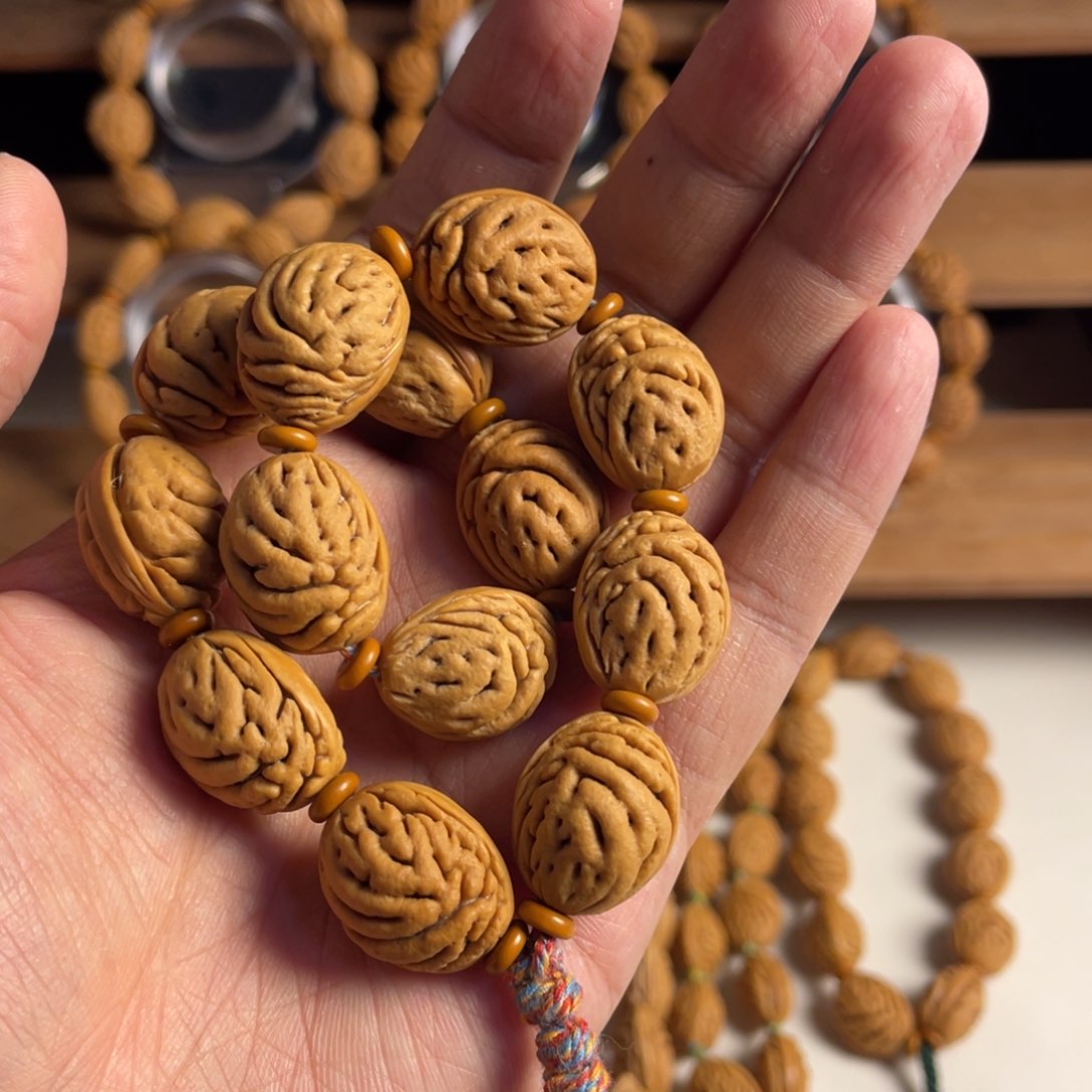 桃核手串有**囍桃核手串