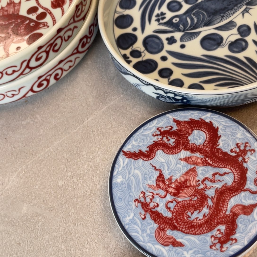 瓷片景德镇釉里红海水龙盖置