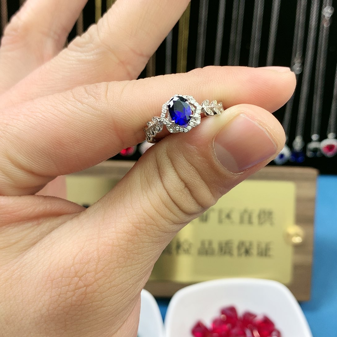 蓝宝石戒指银S925镶嵌