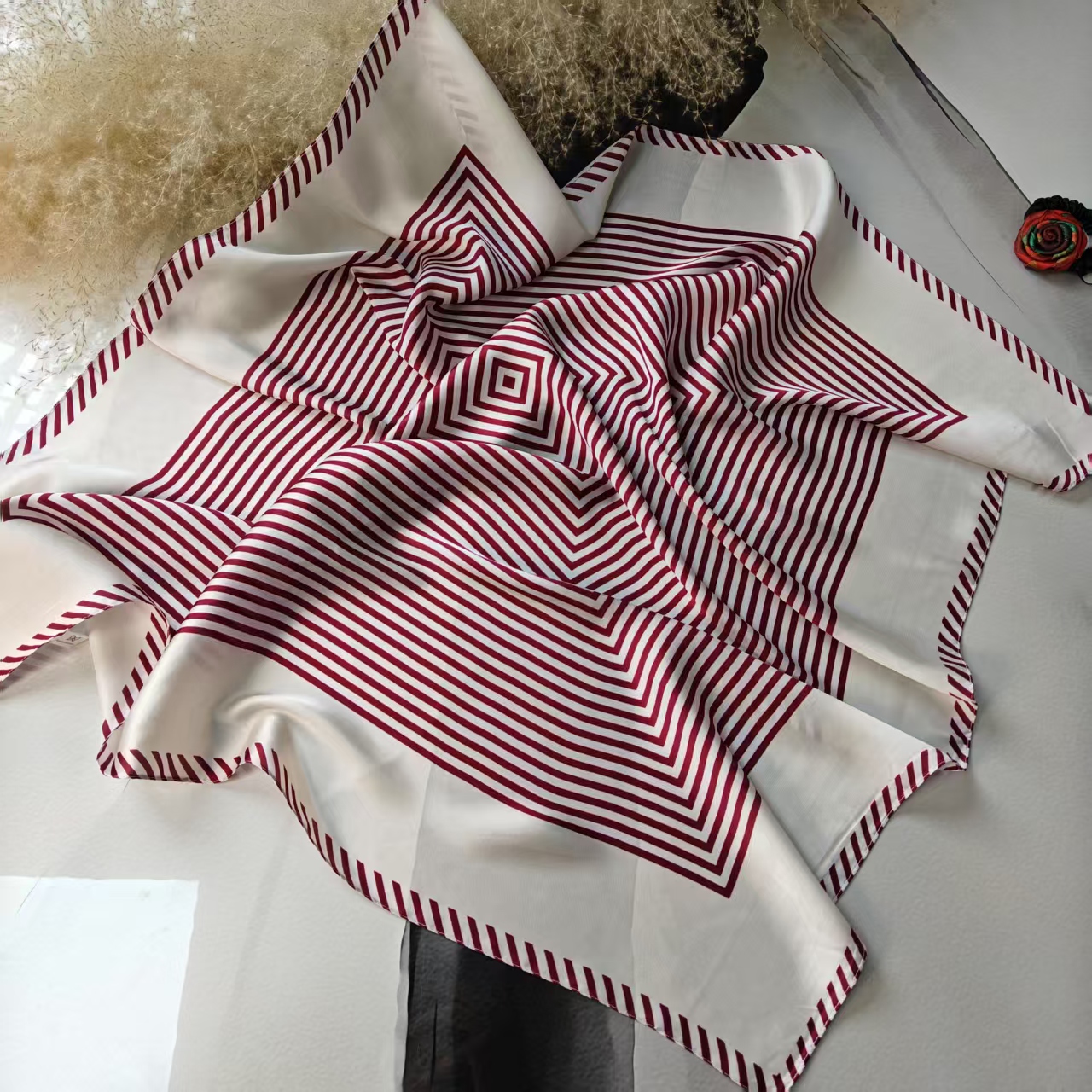 【酒红条纹】春秋丽锦锻70*70女士品质丝巾长条薄款爆款围巾丝-D14