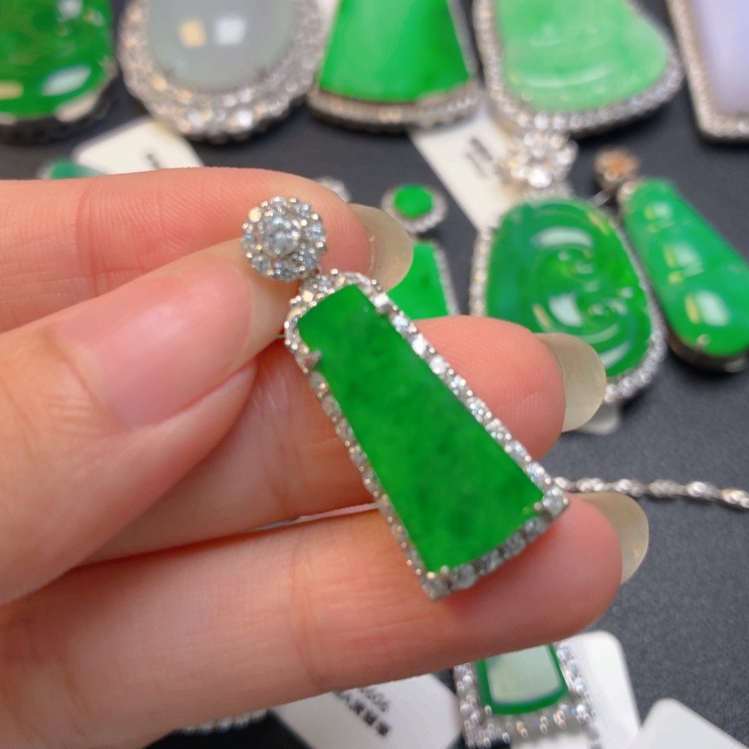 翡翠银S925镶嵌颈饰