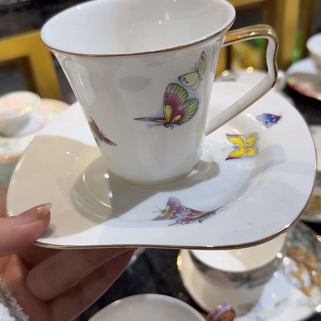 骨瓷珐琅彩工艺制作