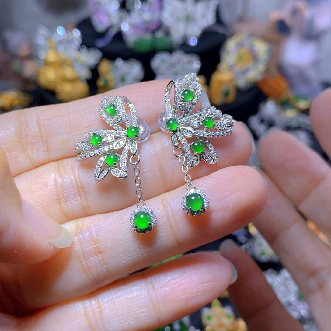 翡翠银S925镶嵌耳饰天然翡翠