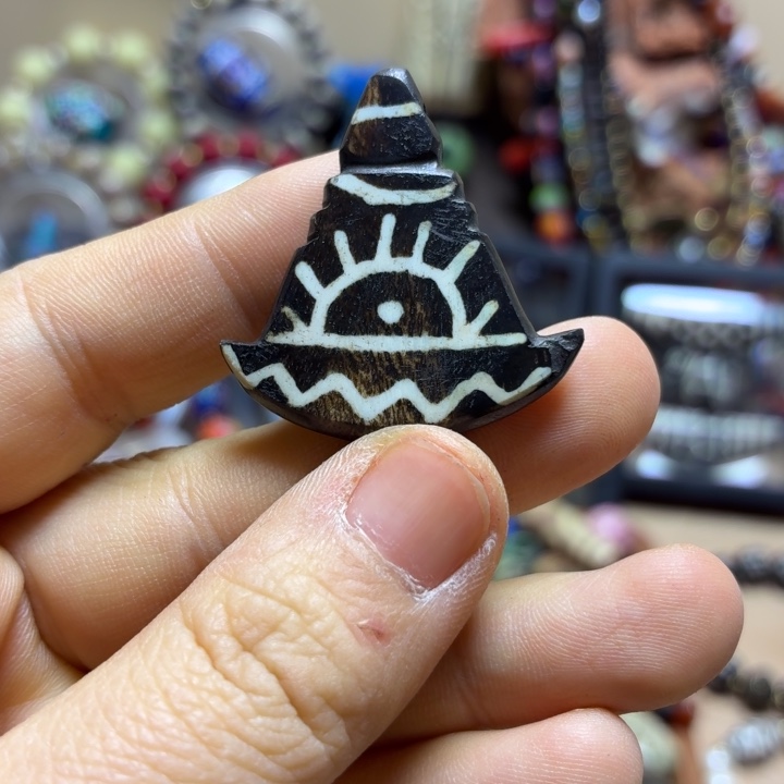 邦迪克帽子吊坠一个