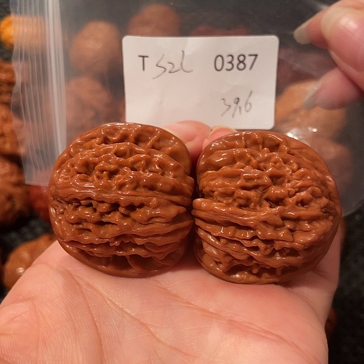 文玩核桃吊坠四座楼39.6