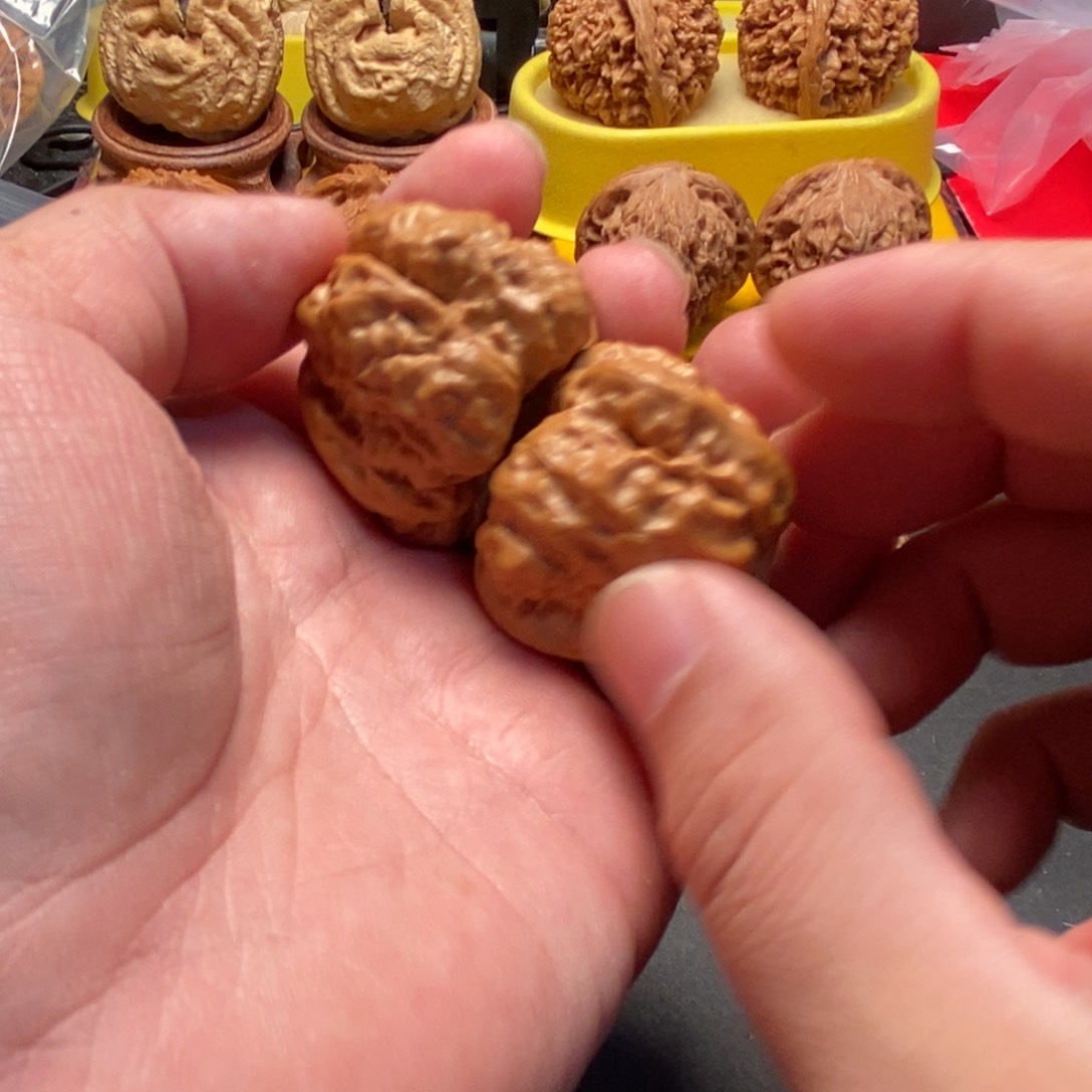 桃核把件帝*39+蛤蟆头核桃