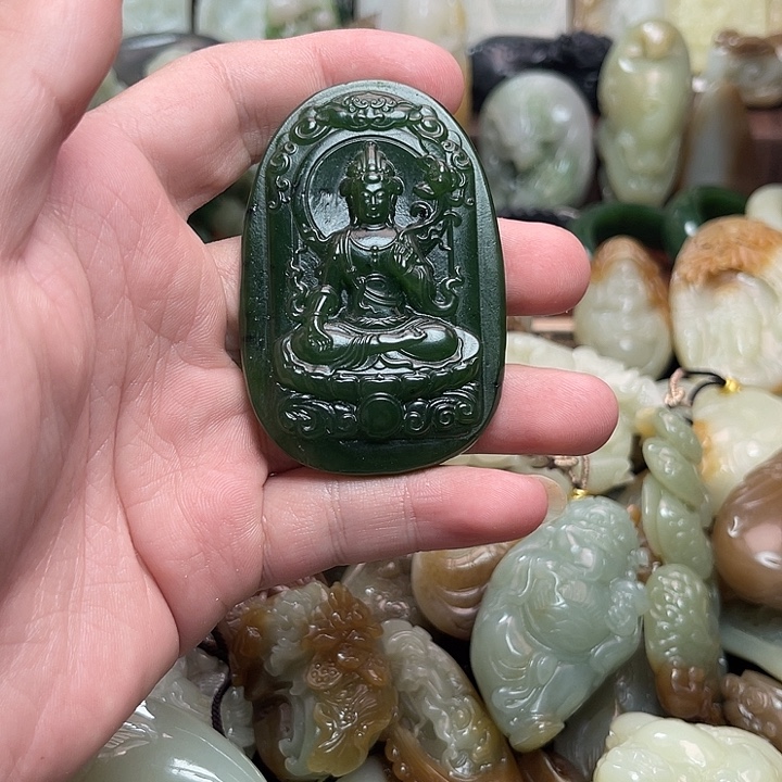 和田玉未镶嵌挂件