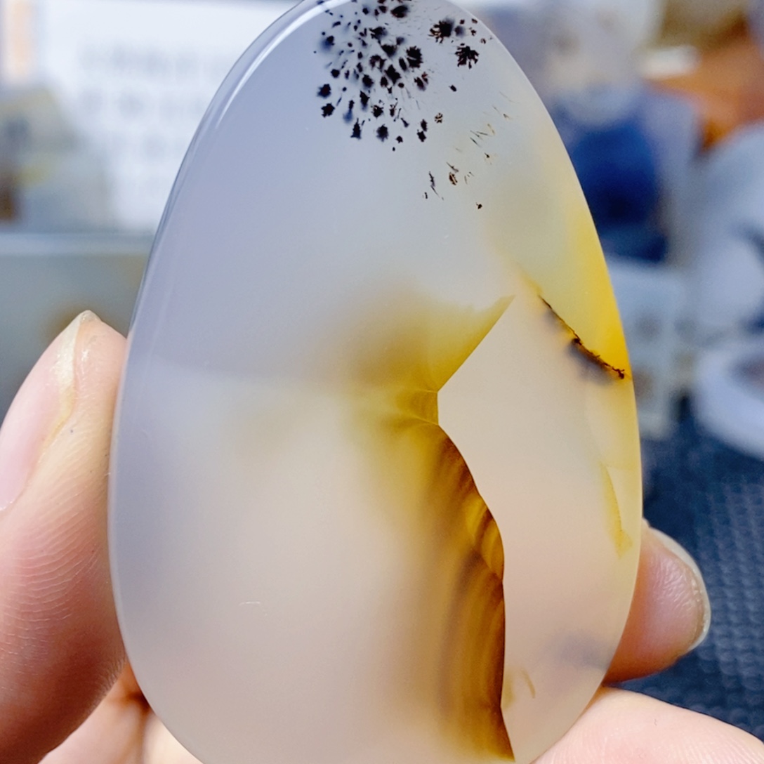 玛瑙/玉髓未镶嵌珠宝奇石